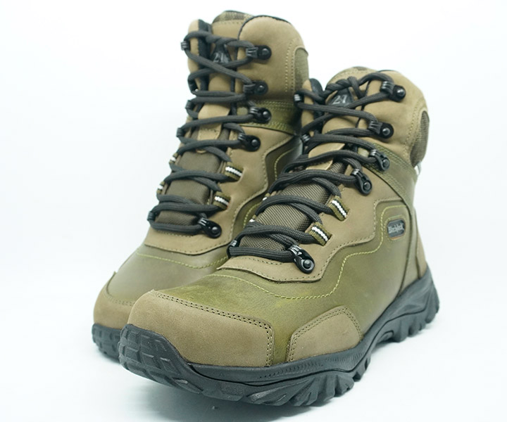Bota Outdoor Falcom color verde para hombre - 1013
