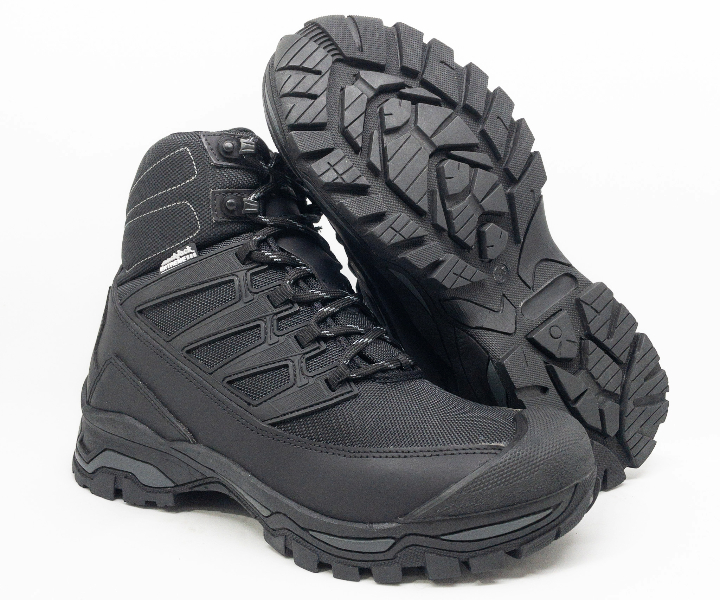 Bota Outdoor Land color negro para hombre - 854