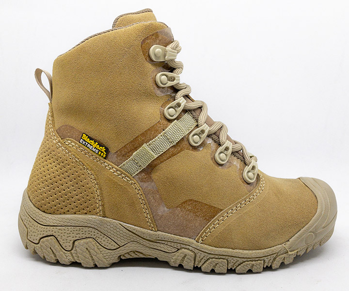 Bota outdoor Milan W color arena para mujer - 730