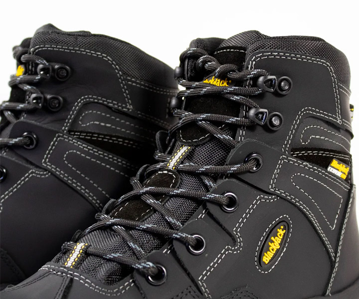Bota Outdoor Mountain color negro para hombre - 291