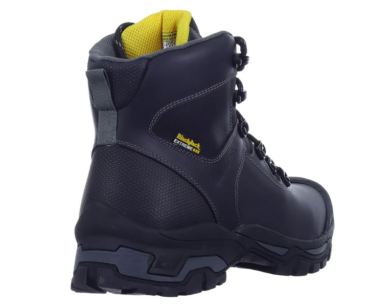 Bota Outdoor track color negro para hombre - 617