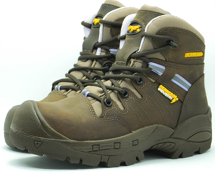 Bota de seguridad fenix color café para mujer - 84