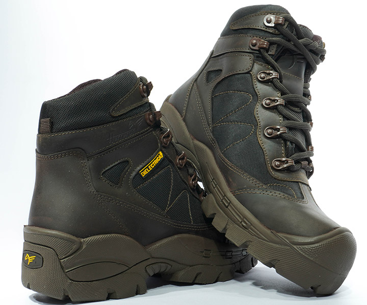 Bota de seguridad Iron W color café para mujer - 1141